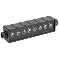 Audio box in materiale plastico antiurto cablato con 8 prese pannello XLR 3P e connettore multipolare di collegamento 25 Poli (C