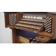 Opera 450 – Organo Digitale a 3 Manuali con 54 Registri | Physis Plus