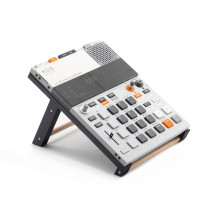 Teenage Engineering EP-133 e EP-1320 Stand